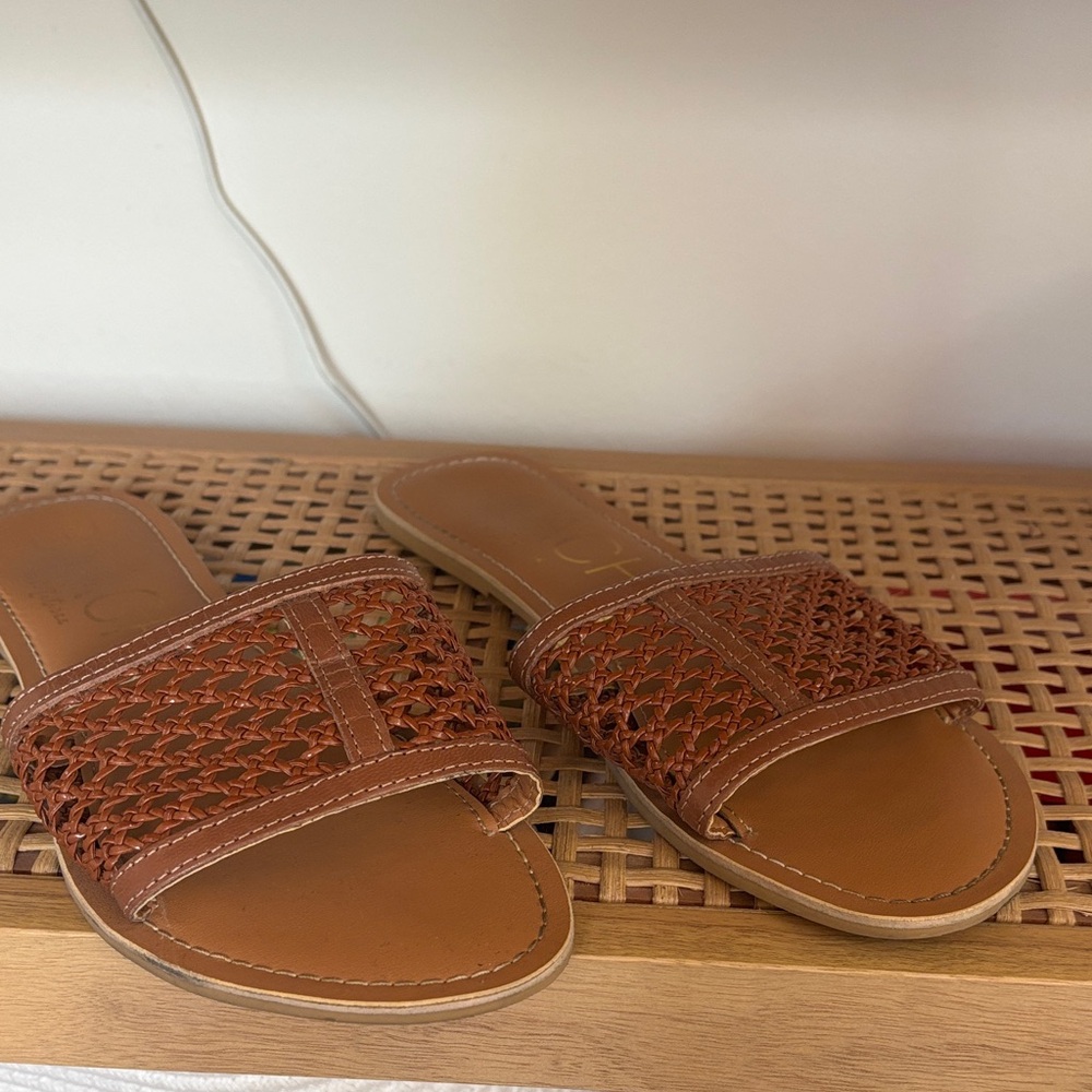 Elegant Tan Woven Slide Sandals